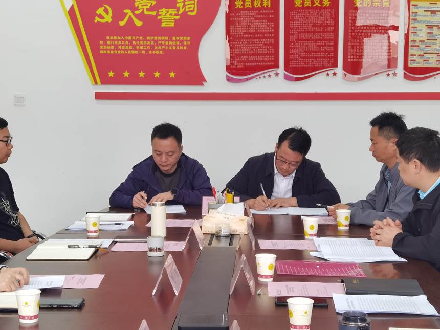 21e5cf663cb73a8306e9eb0c1670024 21e5cf663cb73a8306e9eb0c1670024